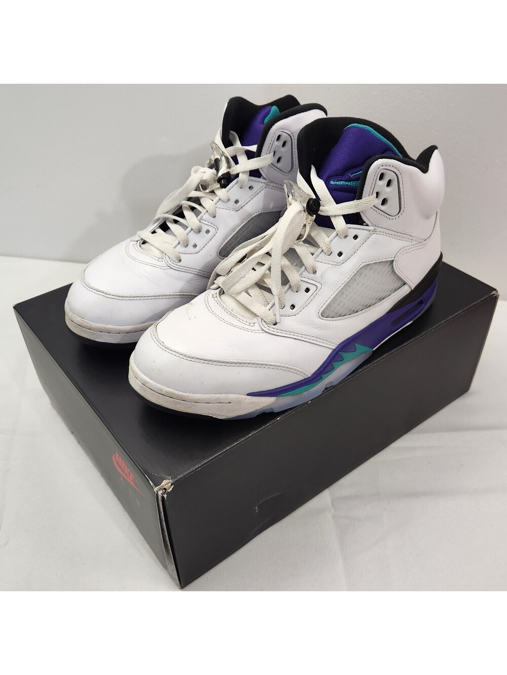 Nike Air Jordan 5 Retro 2025 Grape White Men's 10.5 High Top Basketball Shoes